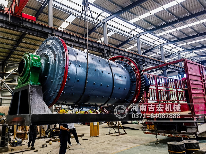 1230球磨机装车1_副本.jpg 1230球磨机装车1_副本.jpg