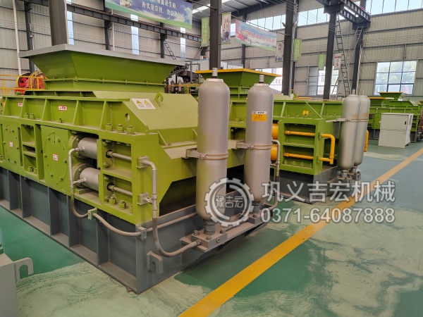 白城大型青石对辊破碎机-解决高硬度石料细碎难题,过粉碎少效率高!