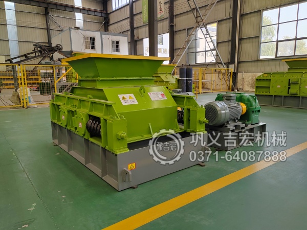 集宁处理小物料用什么破碎设备好？弹簧对辊制砂机无疑是理想选择！